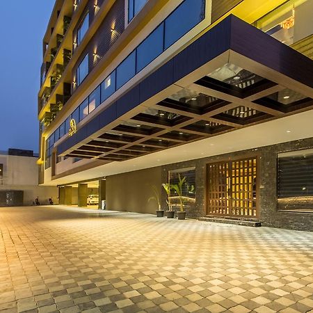 Hotel Abika Elite Ujjain Buitenkant foto