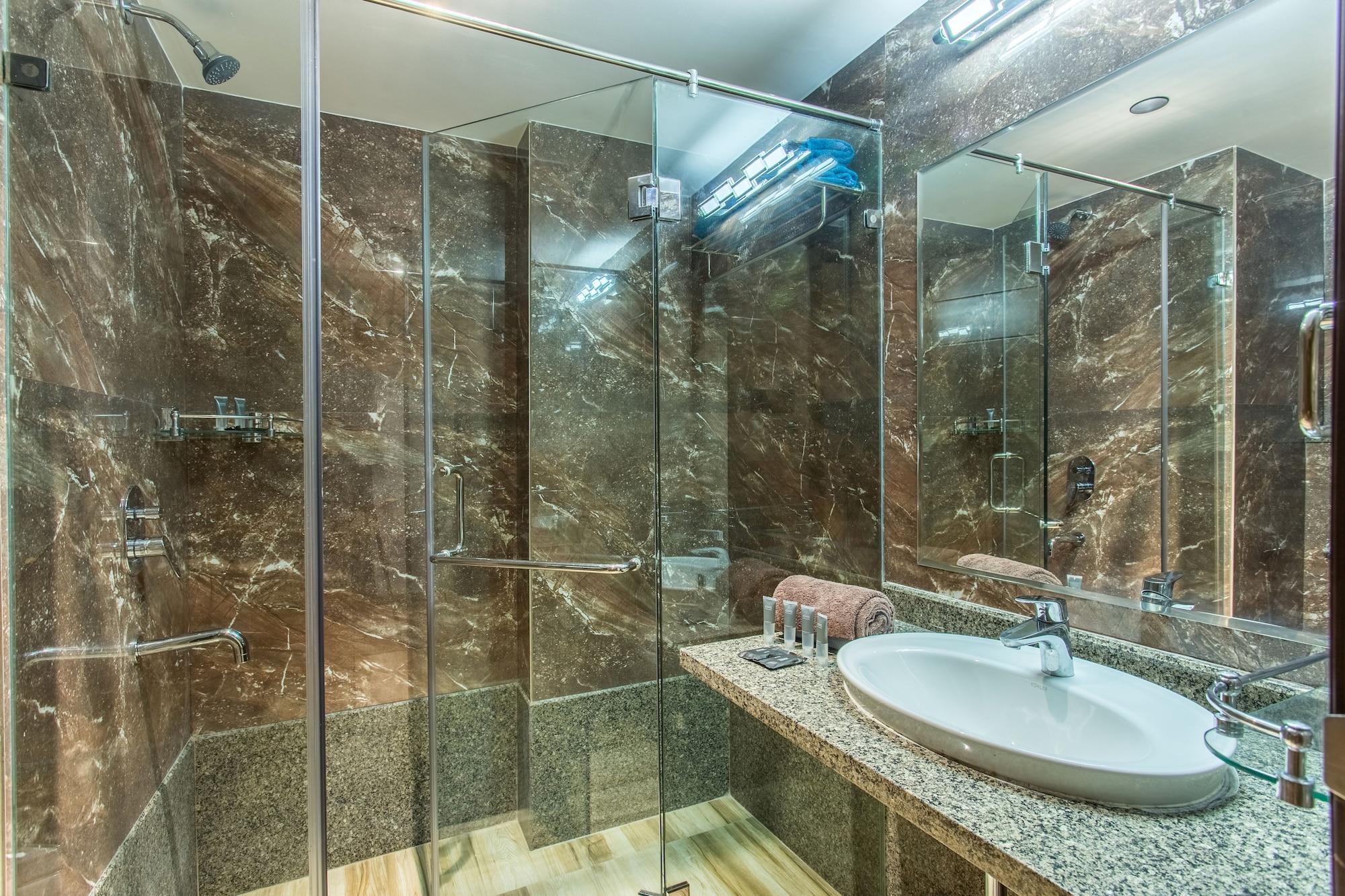 Hotel Abika Elite Ujjain Buitenkant foto